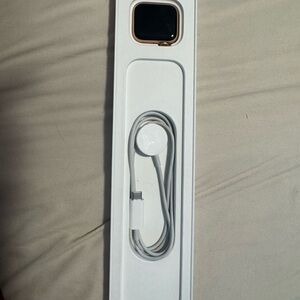 Apple Watch SE 40 mm Rose Gold